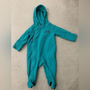Patagonia bunting/onesie
